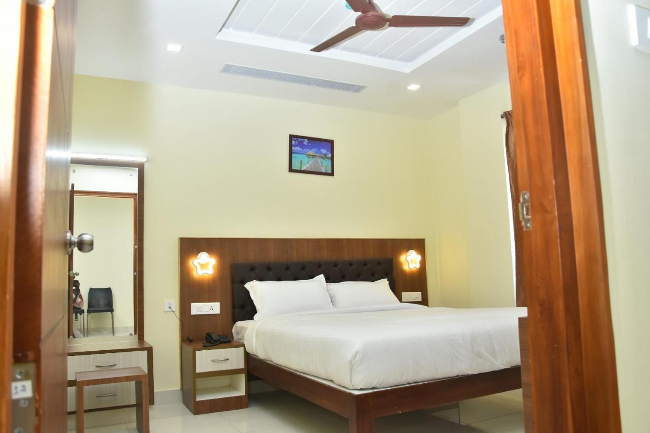Hotel Le Arul Park Karaikal Exteriér fotografie