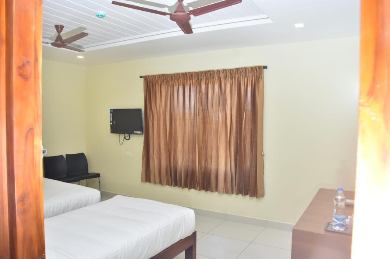 Hotel Le Arul Park Karaikal Exteriér fotografie