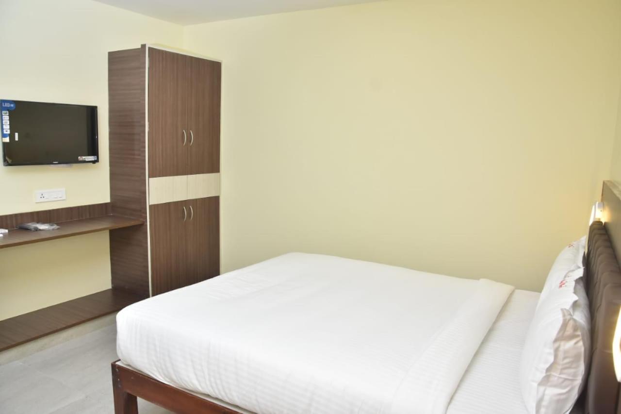 Hotel Le Arul Park Karaikal Exteriér fotografie