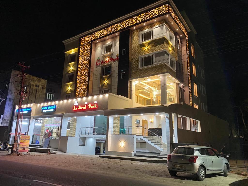 Hotel Le Arul Park Karaikal Exteriér fotografie